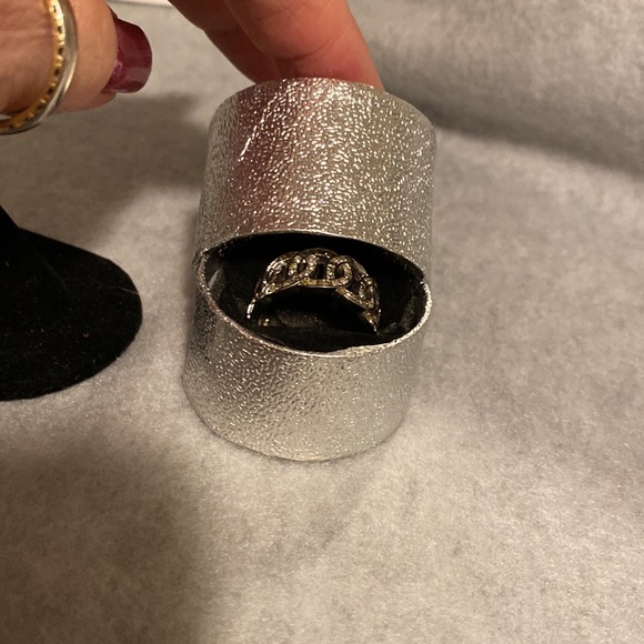 Infinity “CC” Circle Rhinestone size 11 thumb ring! 4 stones are missing. - Picture 9 of 9